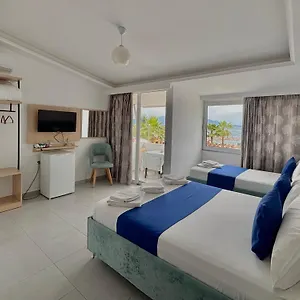 Santa Paola , Sarandë Albania