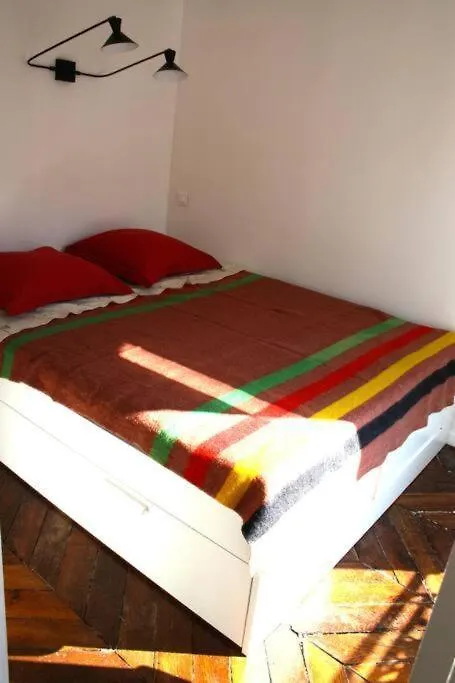 Beautiful 1 Bedroom In Le Marais Париж 0*,